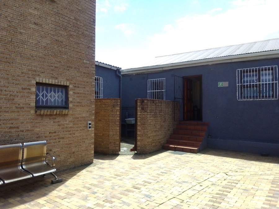 10 Bedroom Property for Sale in Belgravia Eastern Cape